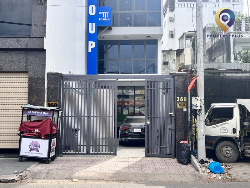 Tòa nhà 360